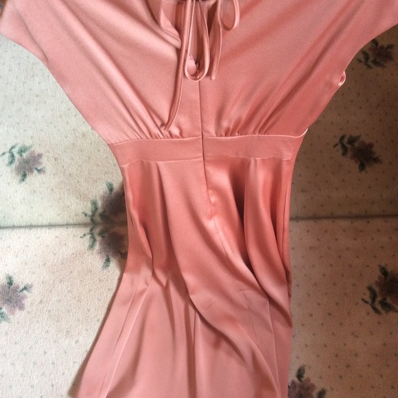 Beautiful coral shimmer 3/4 length flare dress - Picture 3 of 3